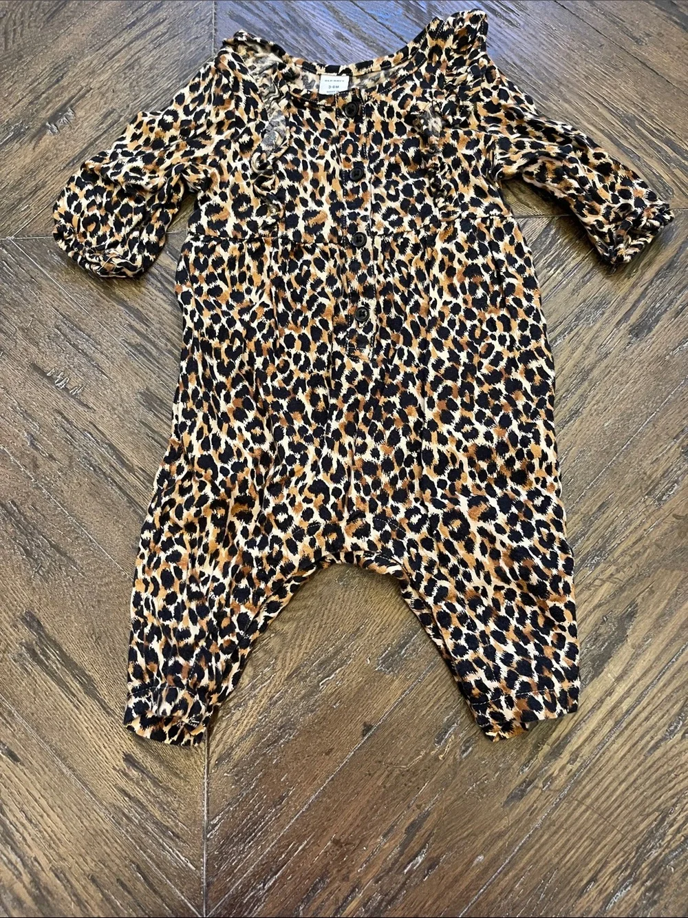 Old Navy Leopard-Print Romper 3-6M